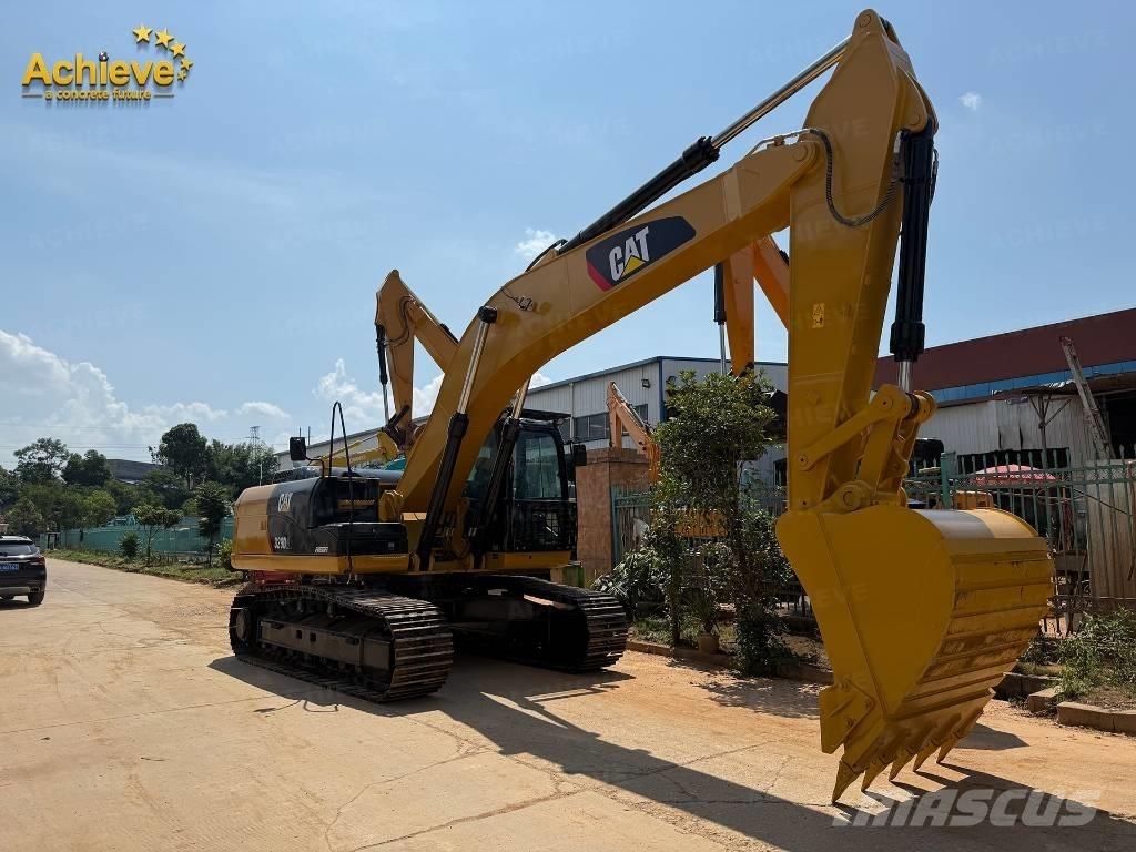 CAT 329 D2L Raupenbagger