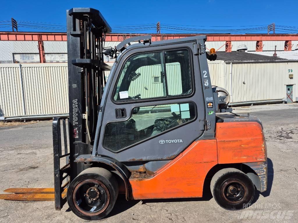 Toyota 8 FGU 32 Andere Gabelstapler