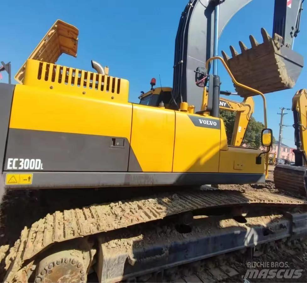 Volvo EC 300 D L Raupenbagger