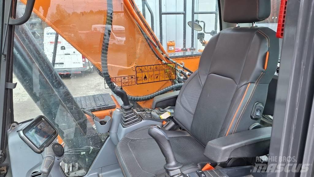 Doosan DX210LC-7 Raupenbagger