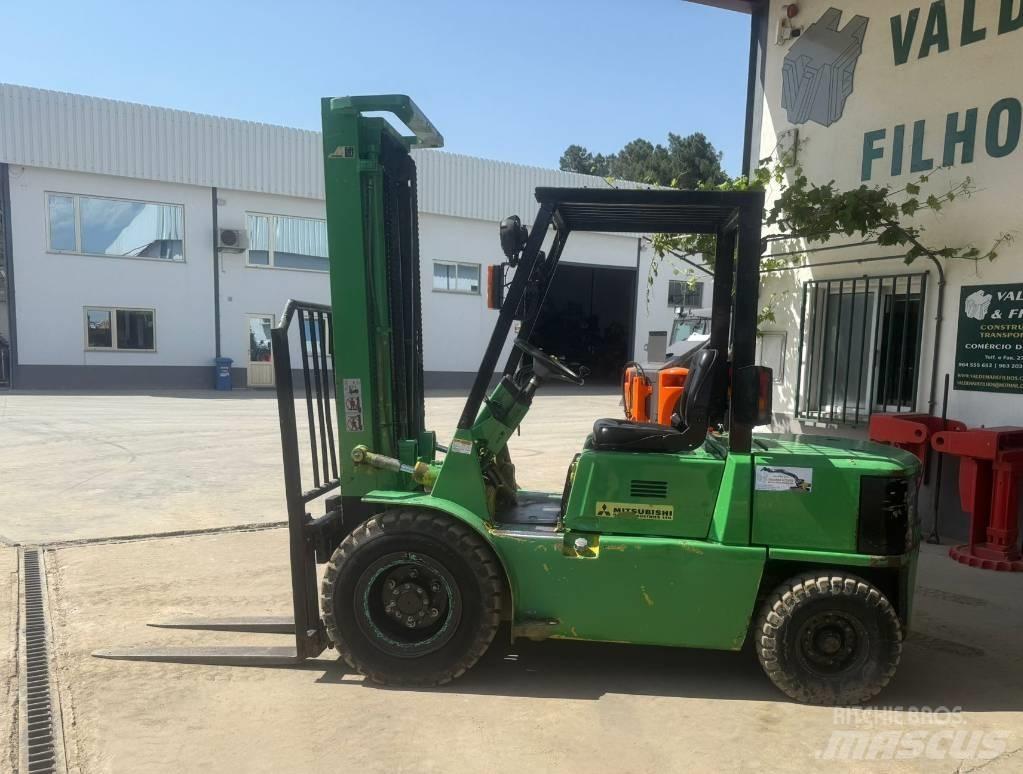 Mitsubishi FD 30 Dieselstapler