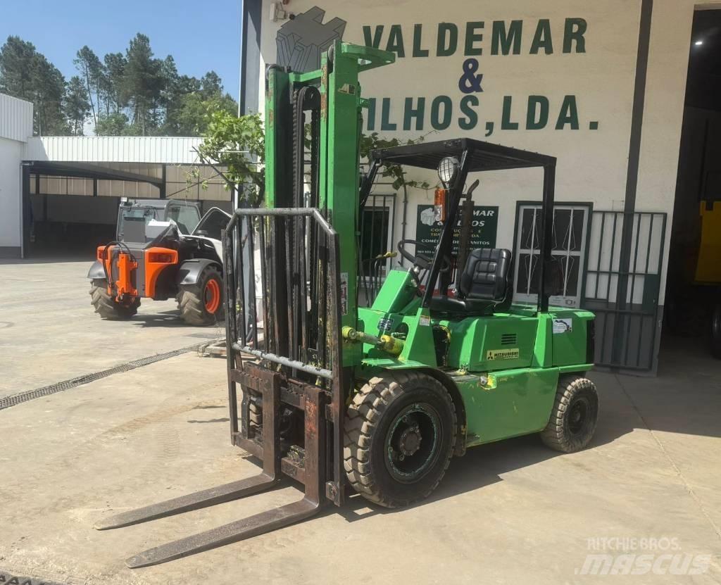 Mitsubishi FD 30 Dieselstapler
