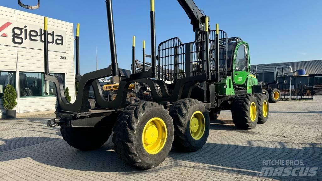 John Deere 1210 E Forwarder