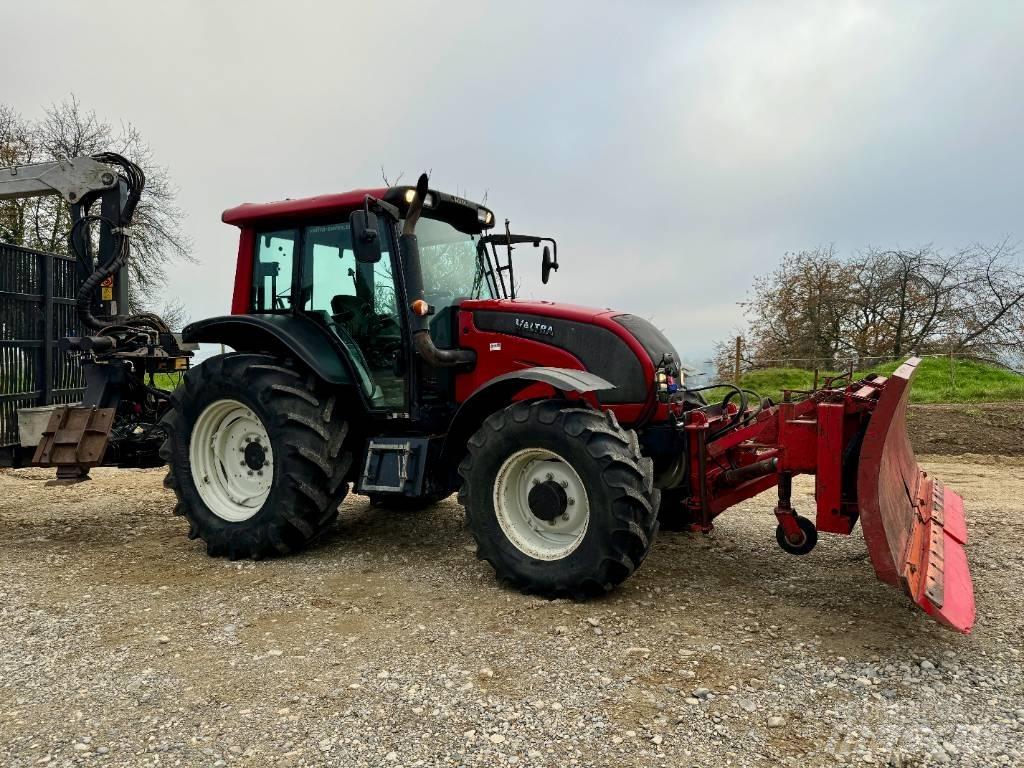 Valtra N 91 Traktoren