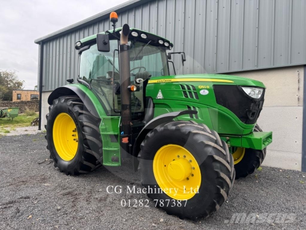 John Deere 6150 R Traktoren