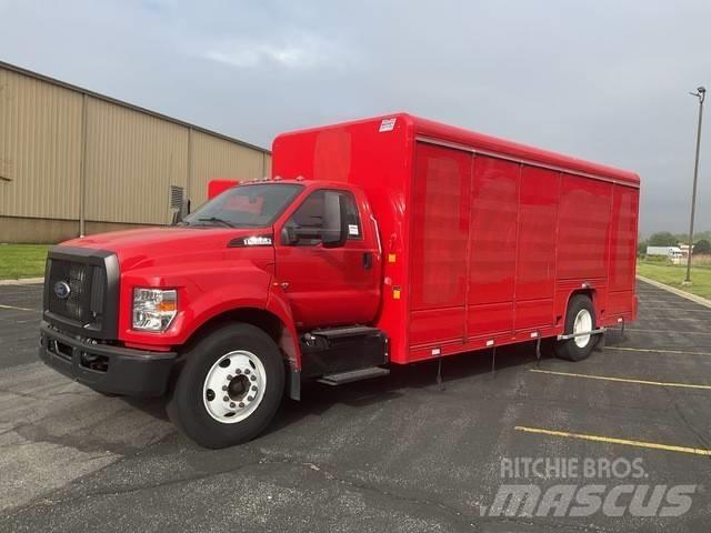 Ford F 650 Getränkewagen