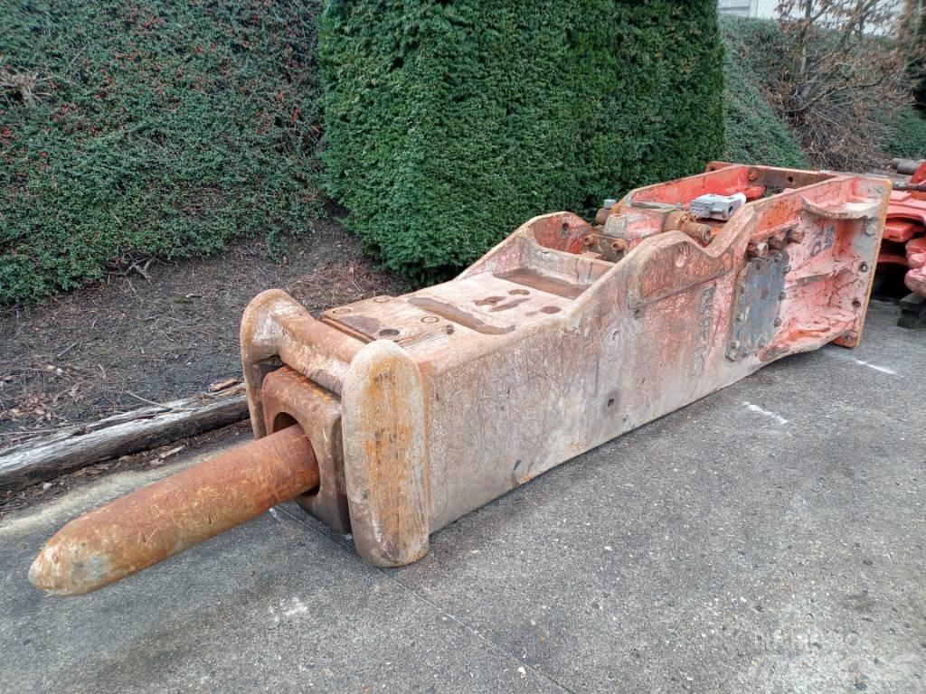 NPK E-260B Hammer / Brecher
