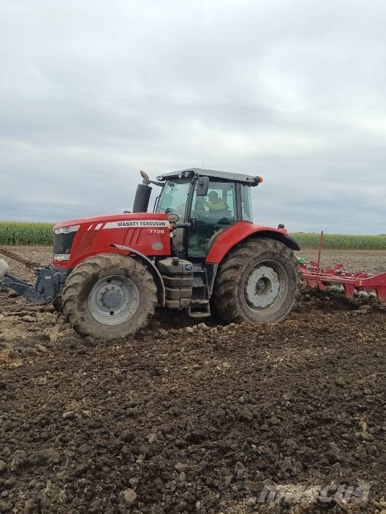 Massey Ferguson 7726 Traktoren