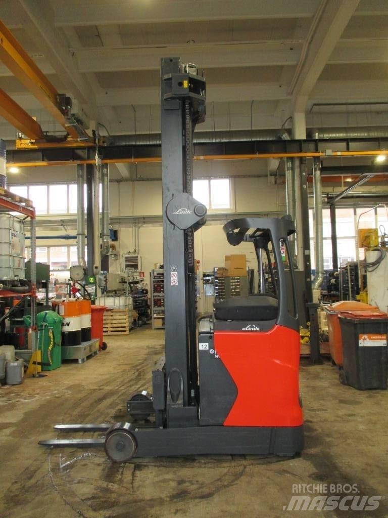 Linde R 16 HD Schubmaststapler