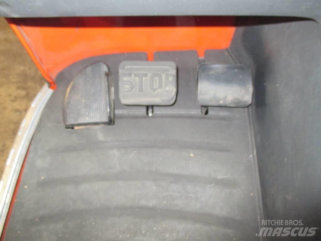Linde R 16 HD Schubmaststapler