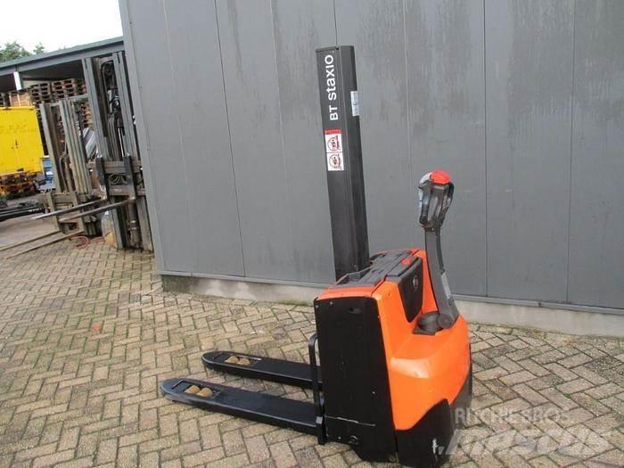 BT SWE 080L Deichselstapler