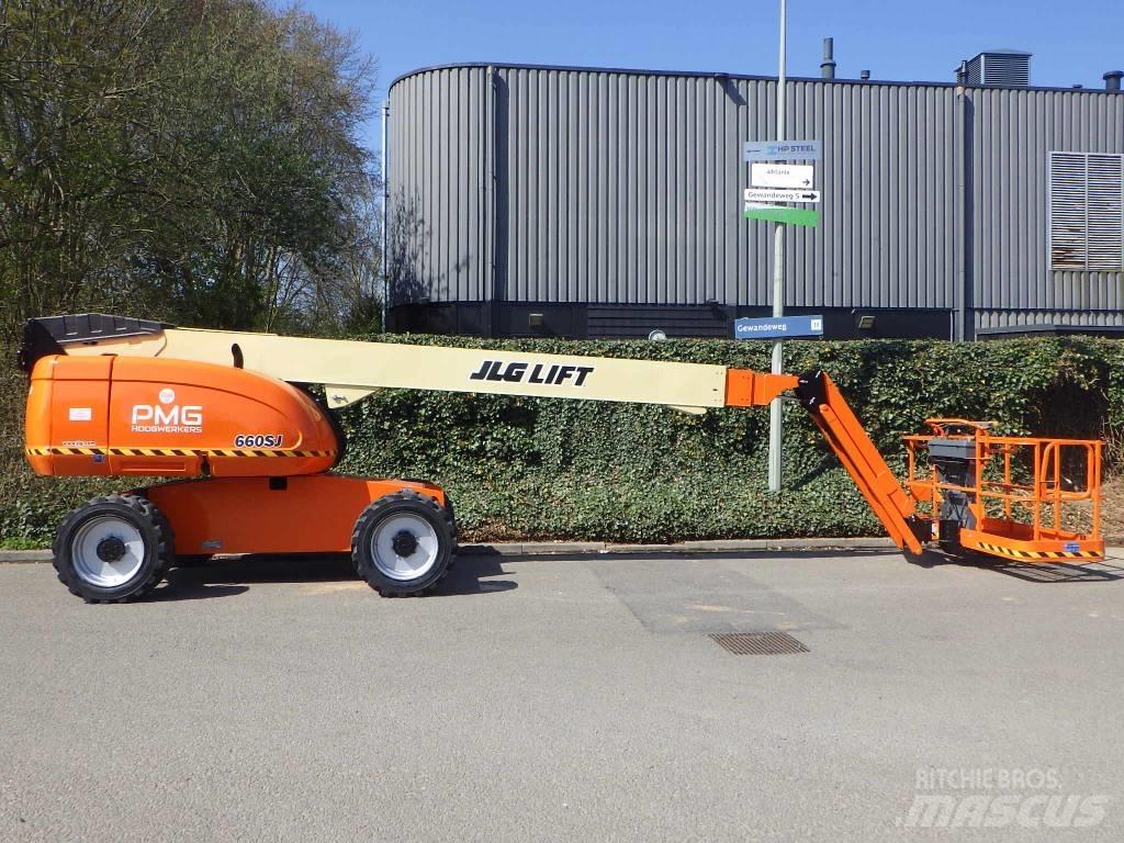 JLG 660SJ Teleskopbühnen