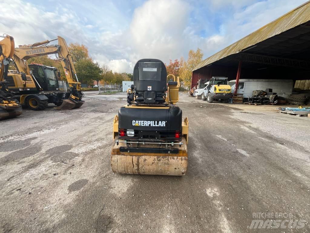 CAT CB 224E Tandemwalzen