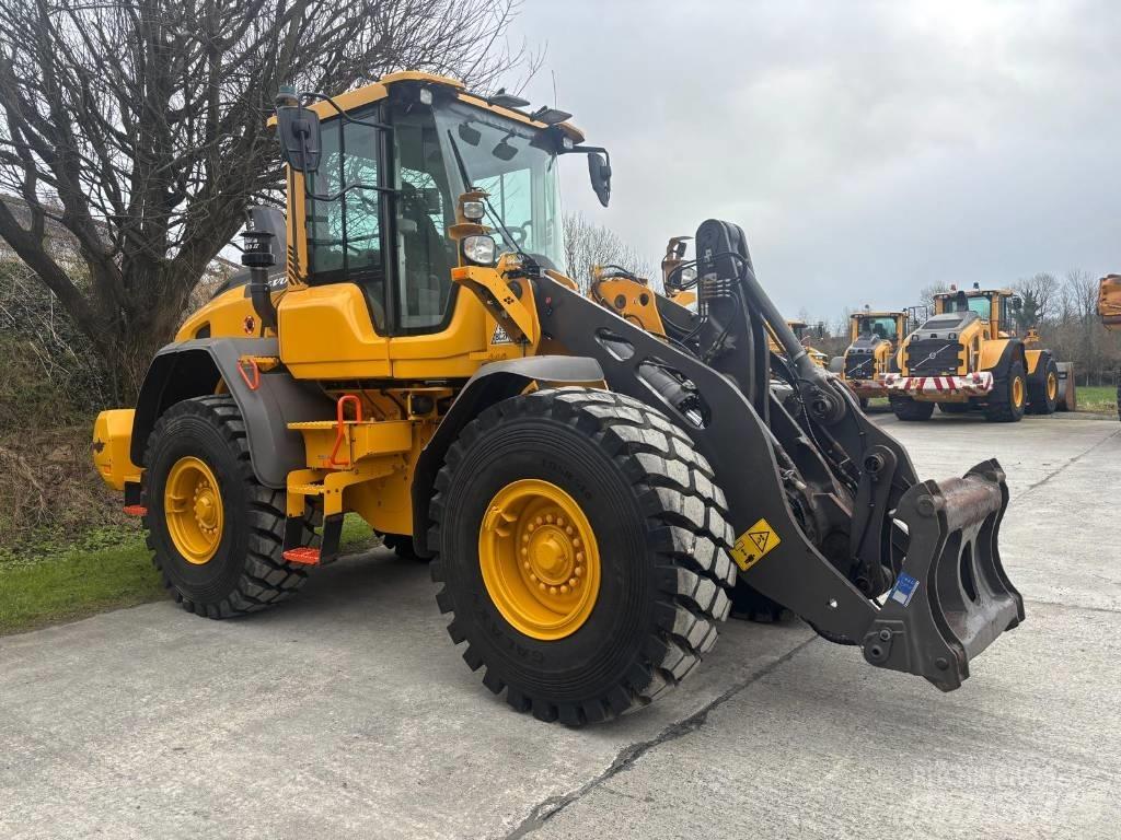 Volvo L90H Radlader