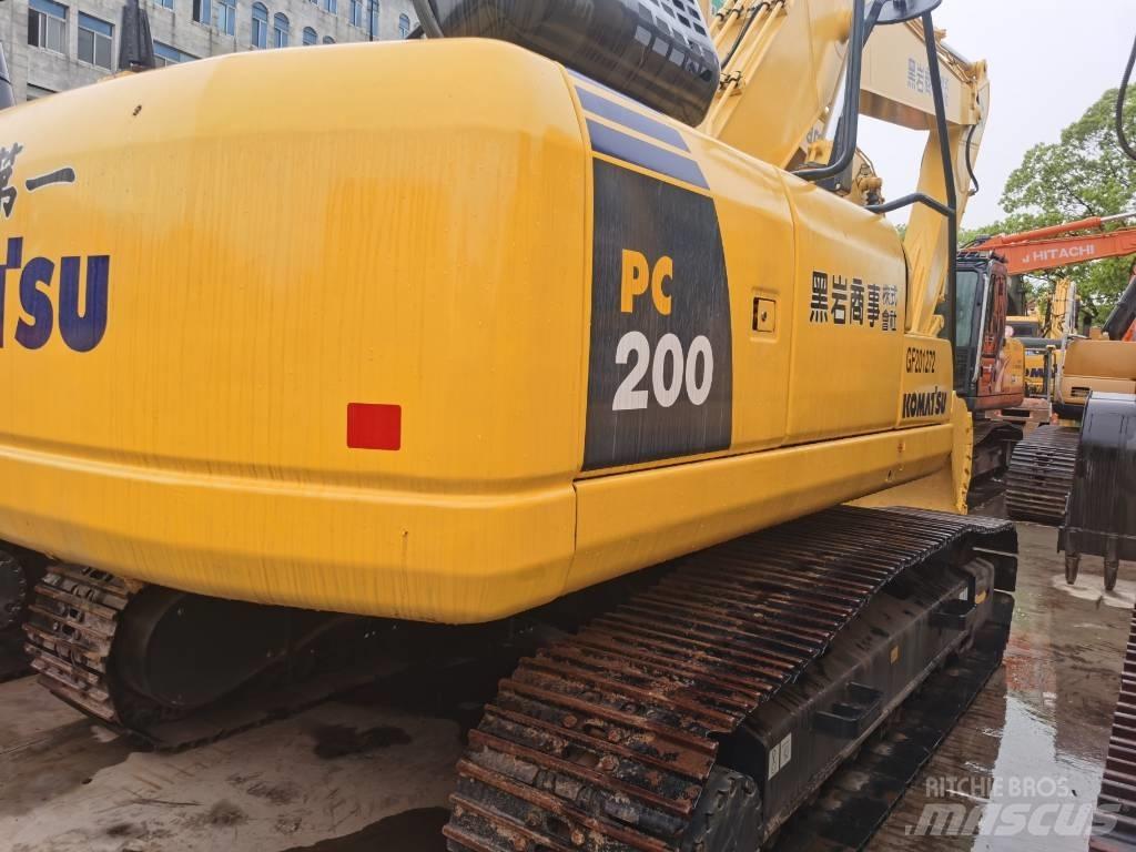 Komatsu PC 200-8 Raupenbagger
