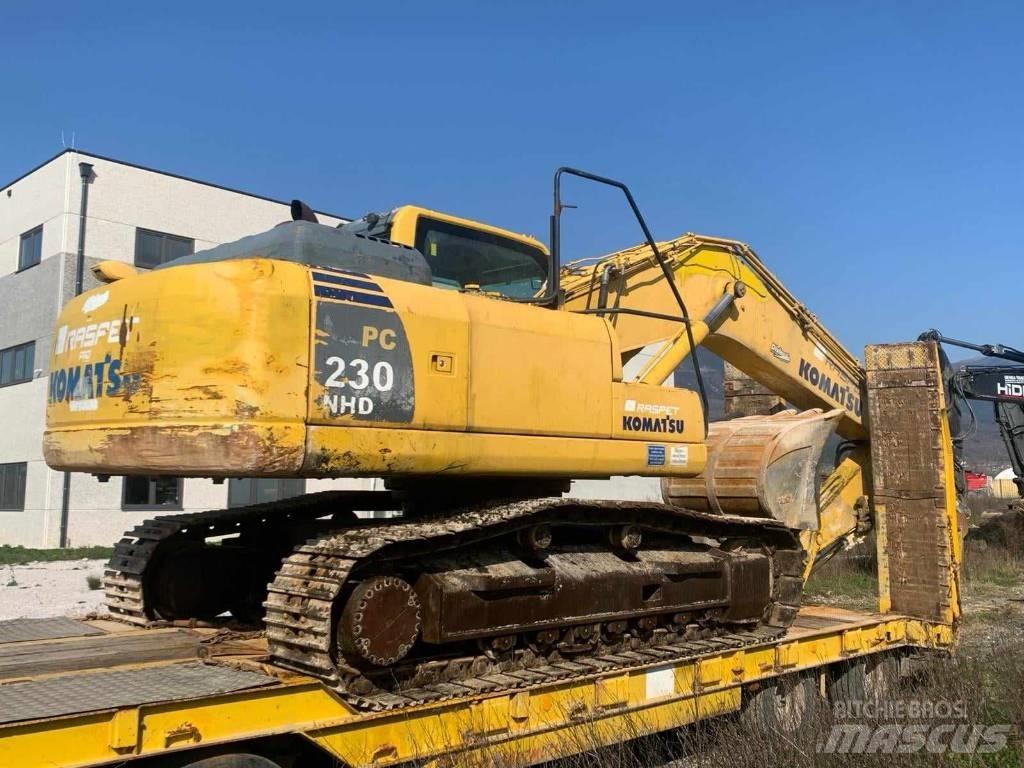 Komatsu PC 230 NHD Raupenbagger