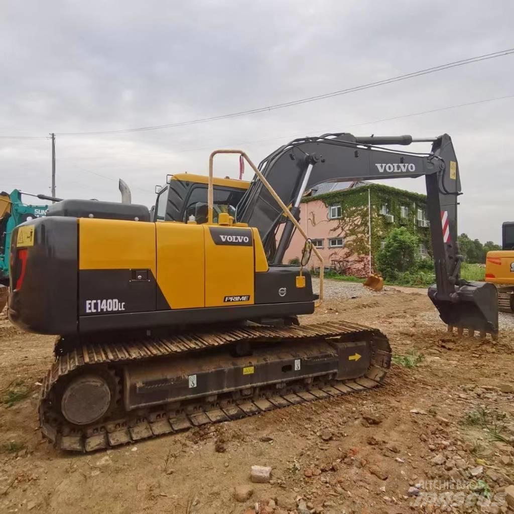 Volvo EC 140 DL Midibagger  7t - 12t