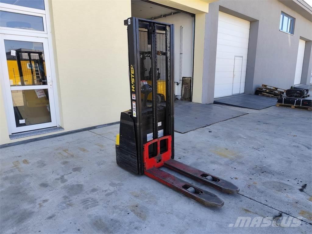 Hyster S1.0E Selbstfahrstapler