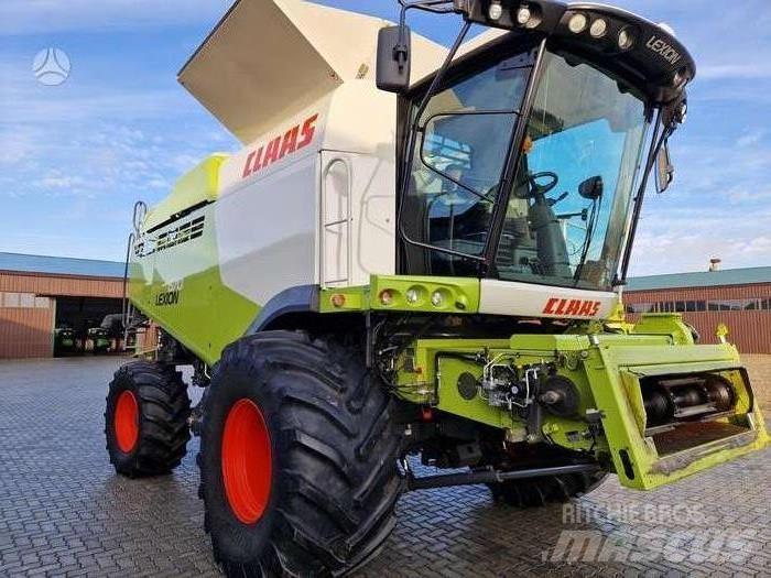 CLAAS Lexion 670 Mähdrescher