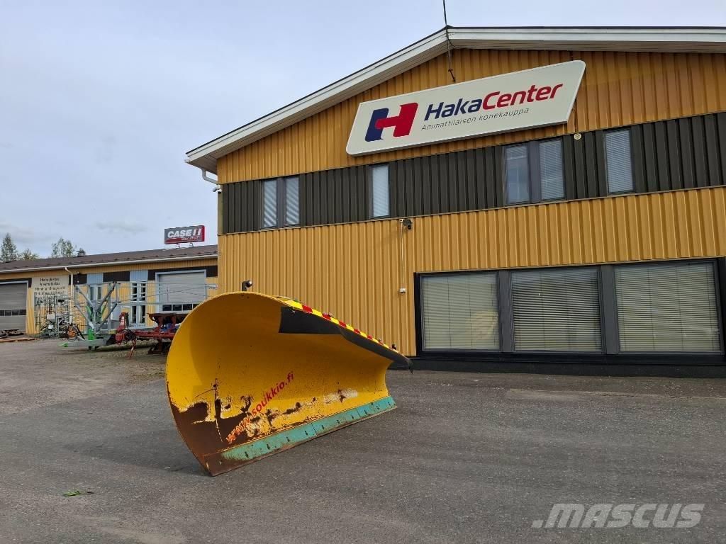Soukkio AK 3400 Schneeschilde und -pflüge