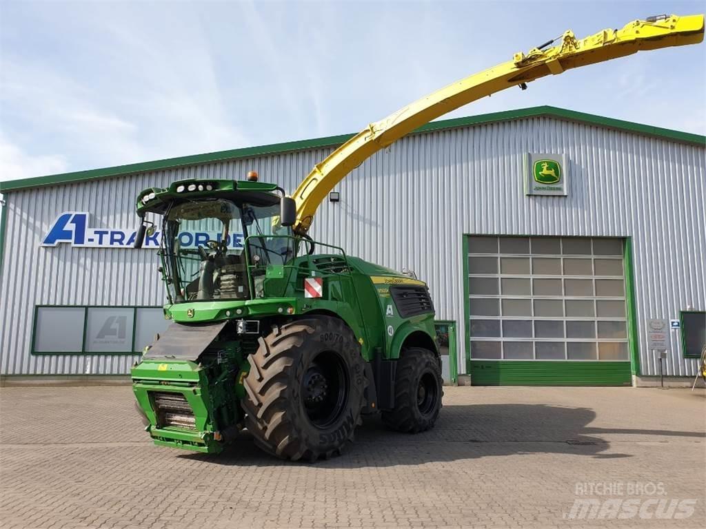 John Deere 9900 Feldhäcksler