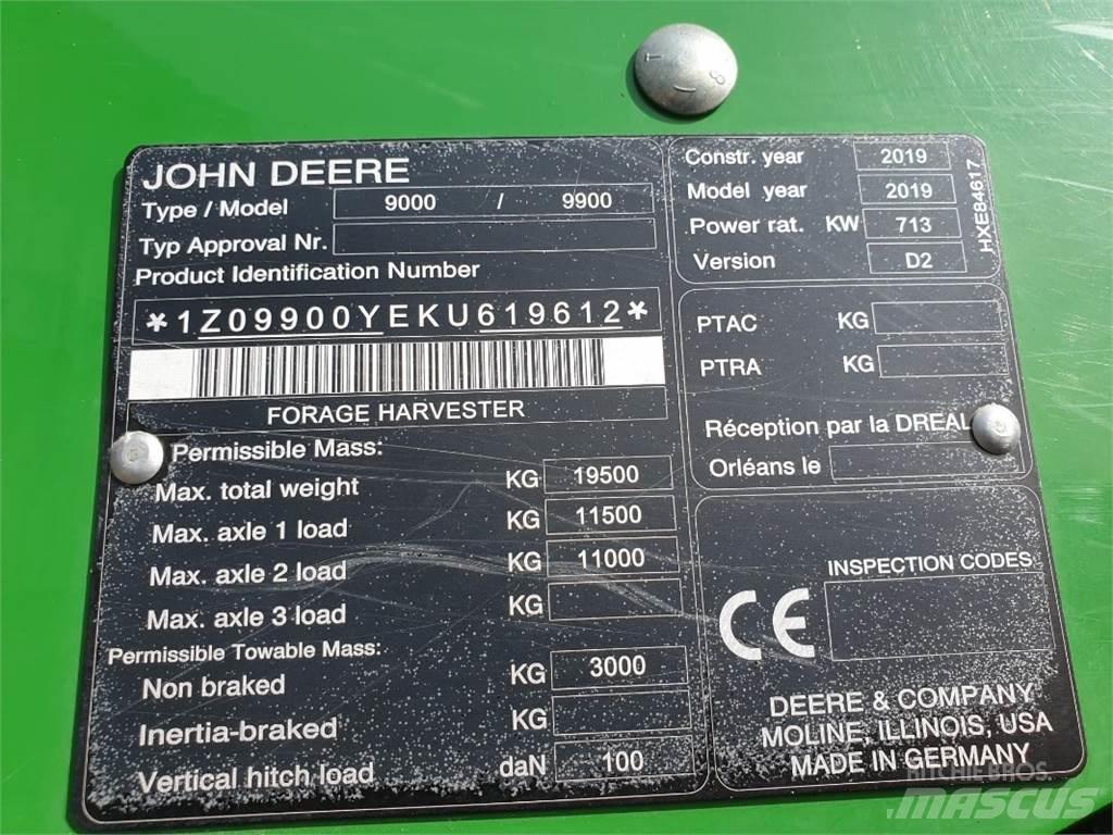 John Deere 9900 Feldhäcksler