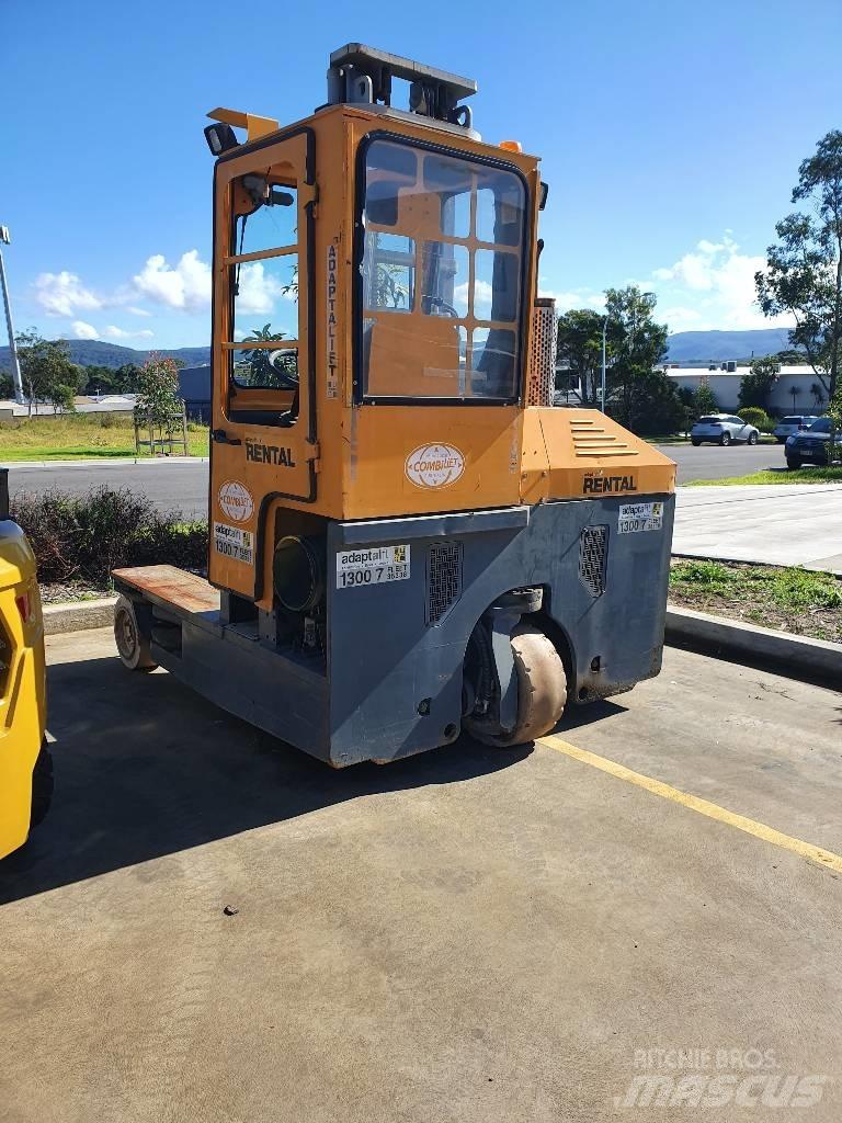Combilift C3000 Seitenstapler
