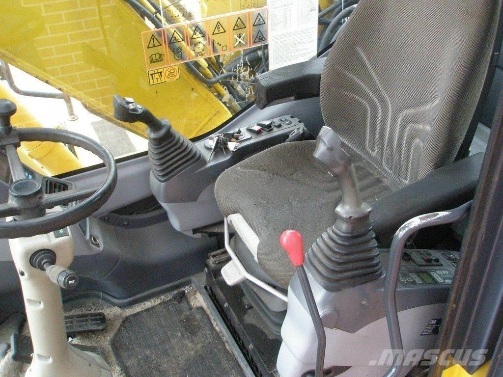 Komatsu PW140-7 Mobilbagger