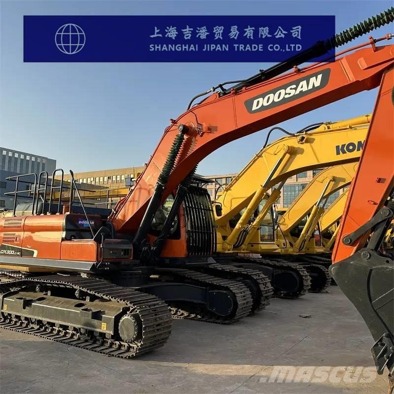 Doosan DX 300 Raupenbagger