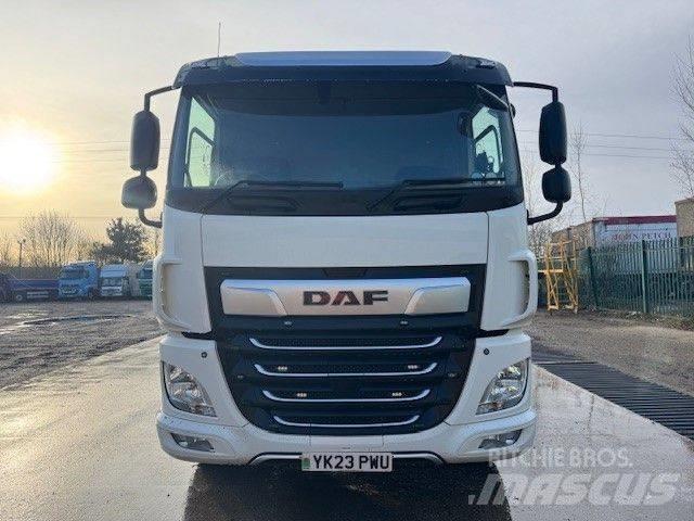 DAF CF 450 Pritschenwagen mit Seilwinde