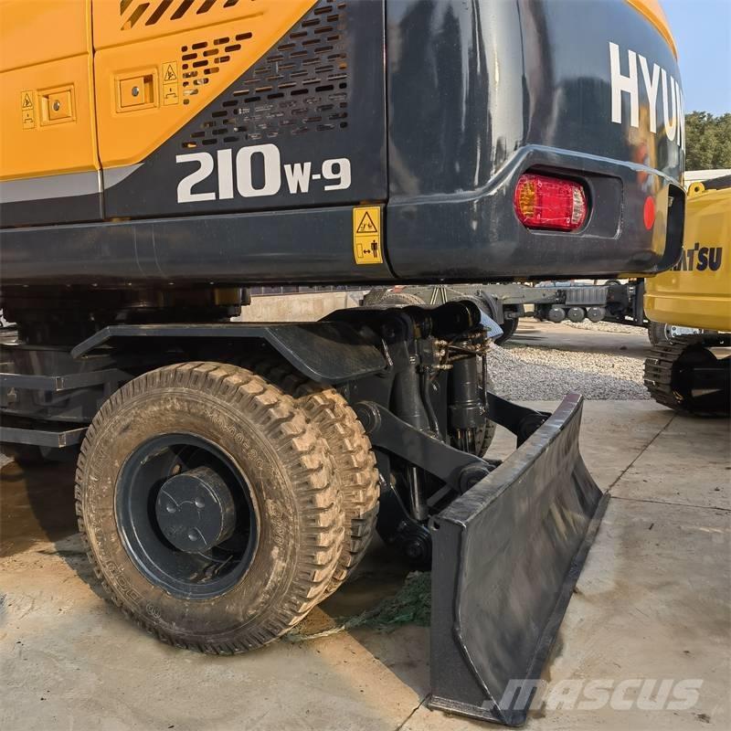 Hyundai 210W -9 Mobilbagger