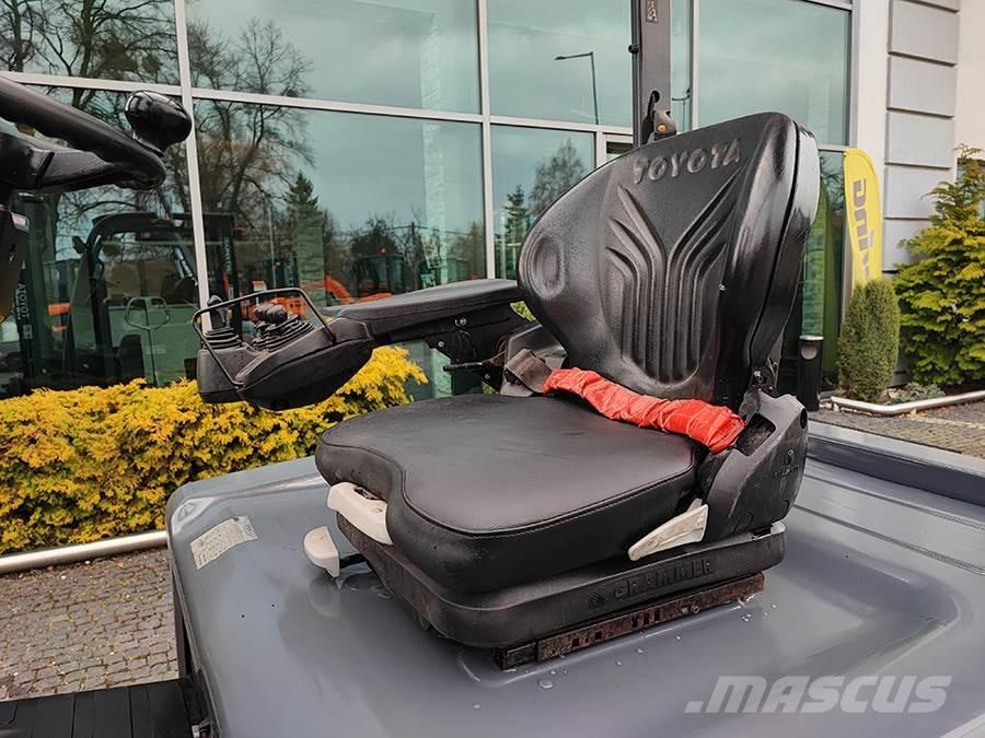 Toyota 8FBMT25 Elektrostapler