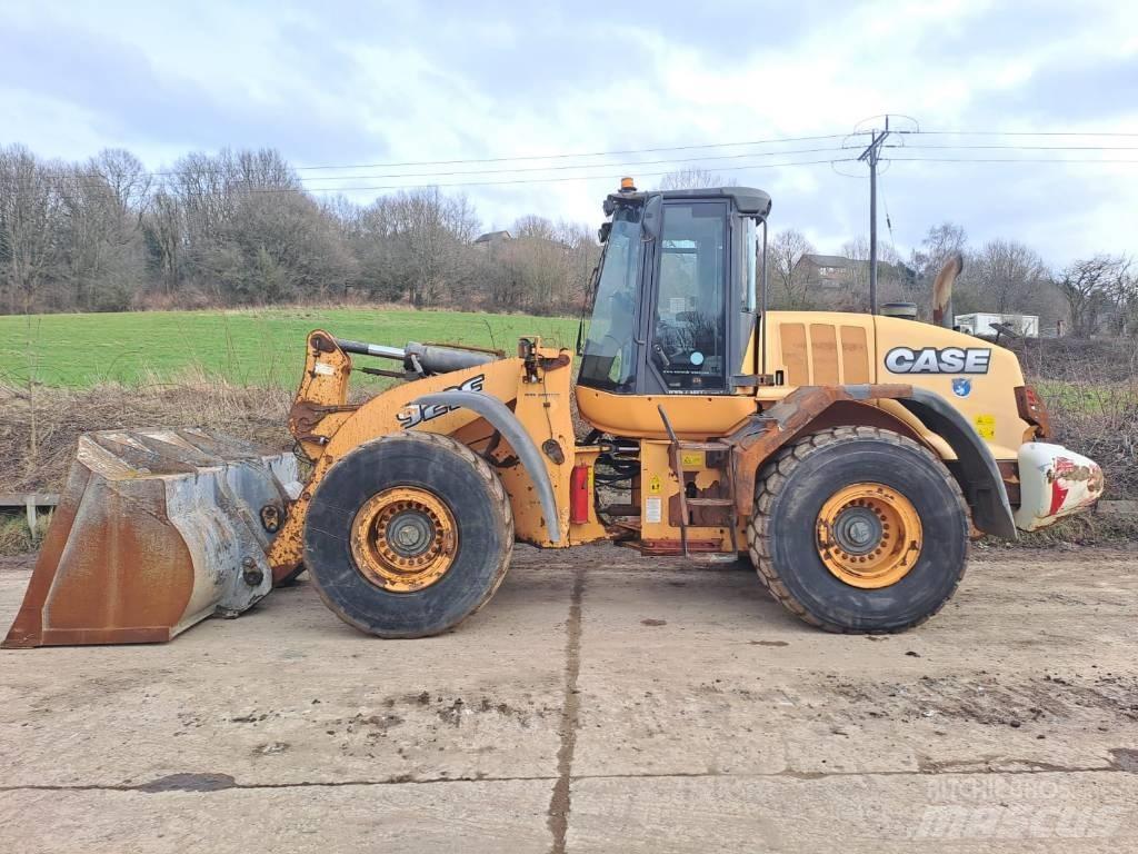 CASE 921 F Radlader