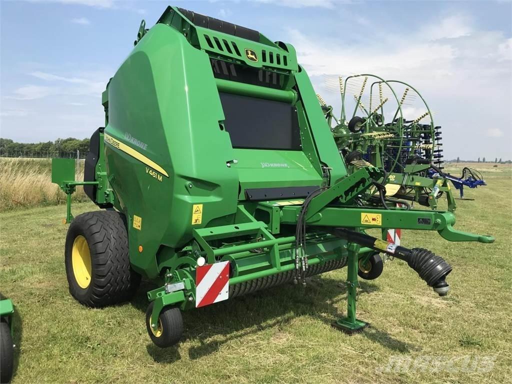 John Deere V461M Rundballenpressen