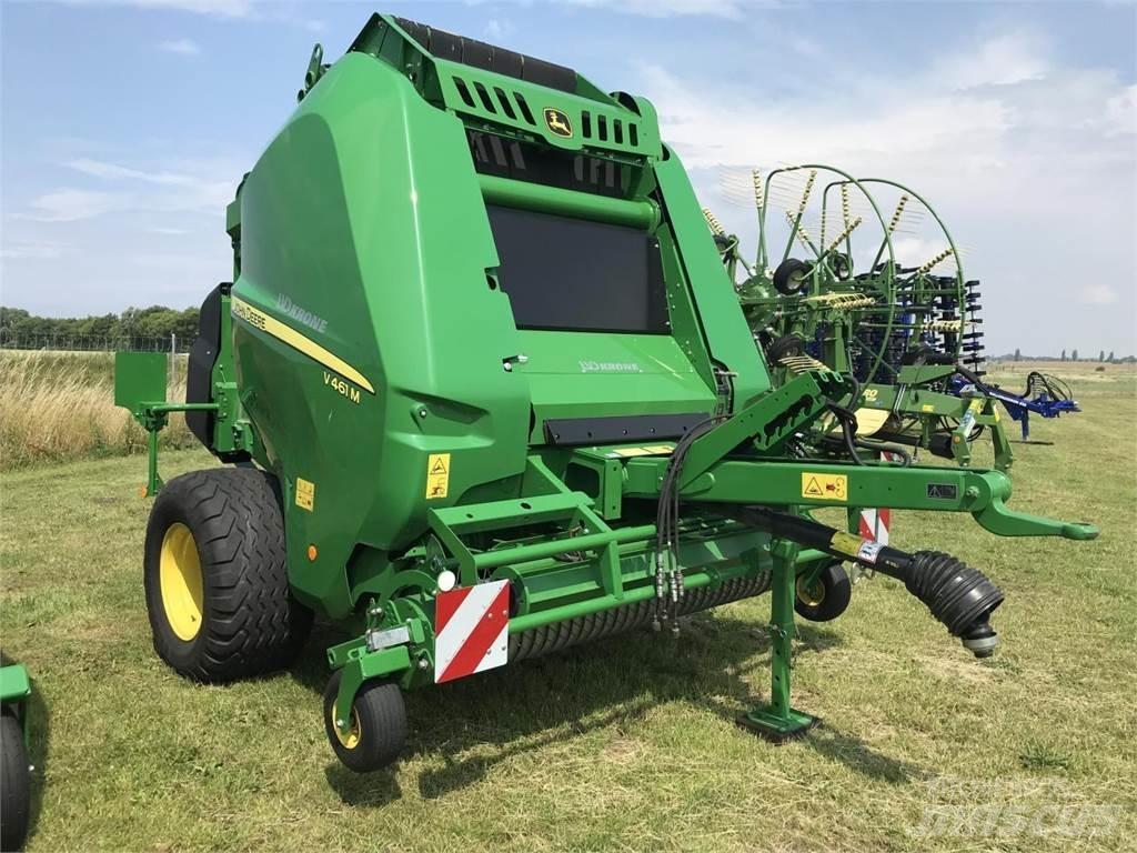 John Deere V461M Rundballenpressen