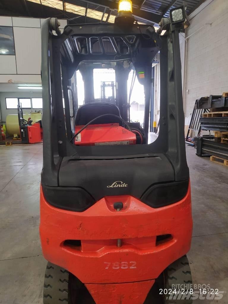 Linde E30/600 Elektrostapler