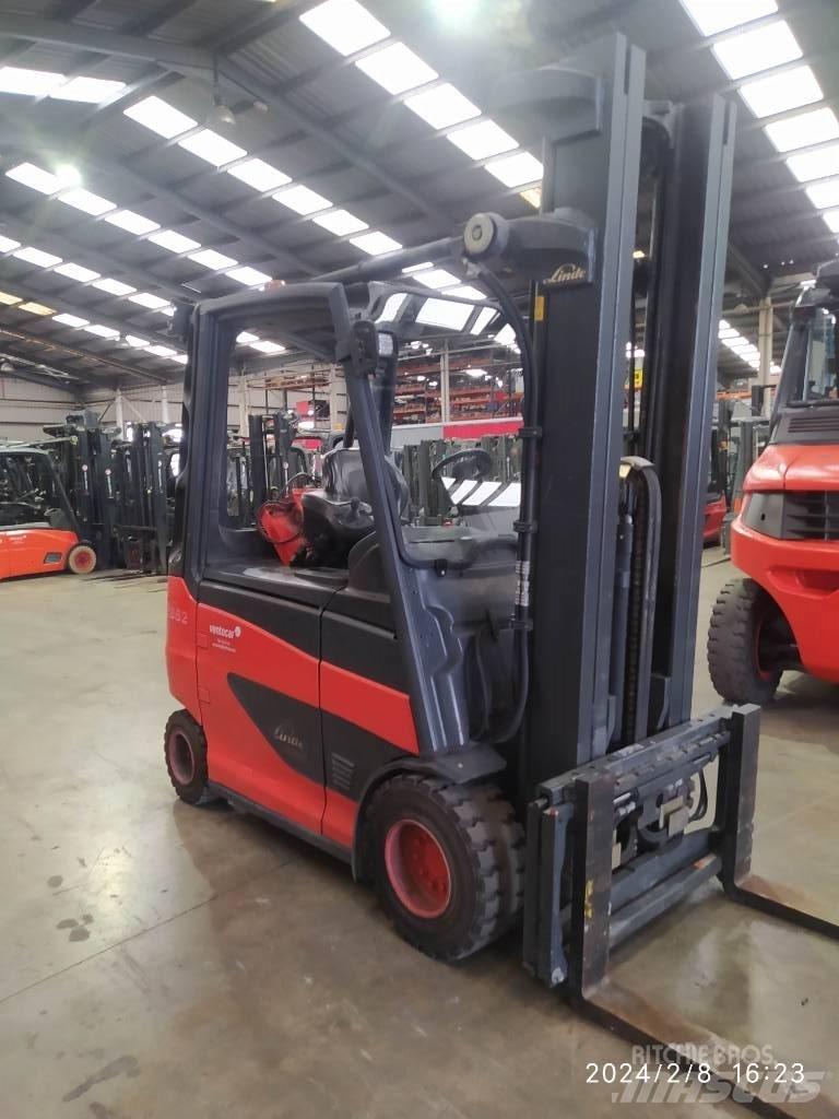 Linde E30/600 Elektrostapler