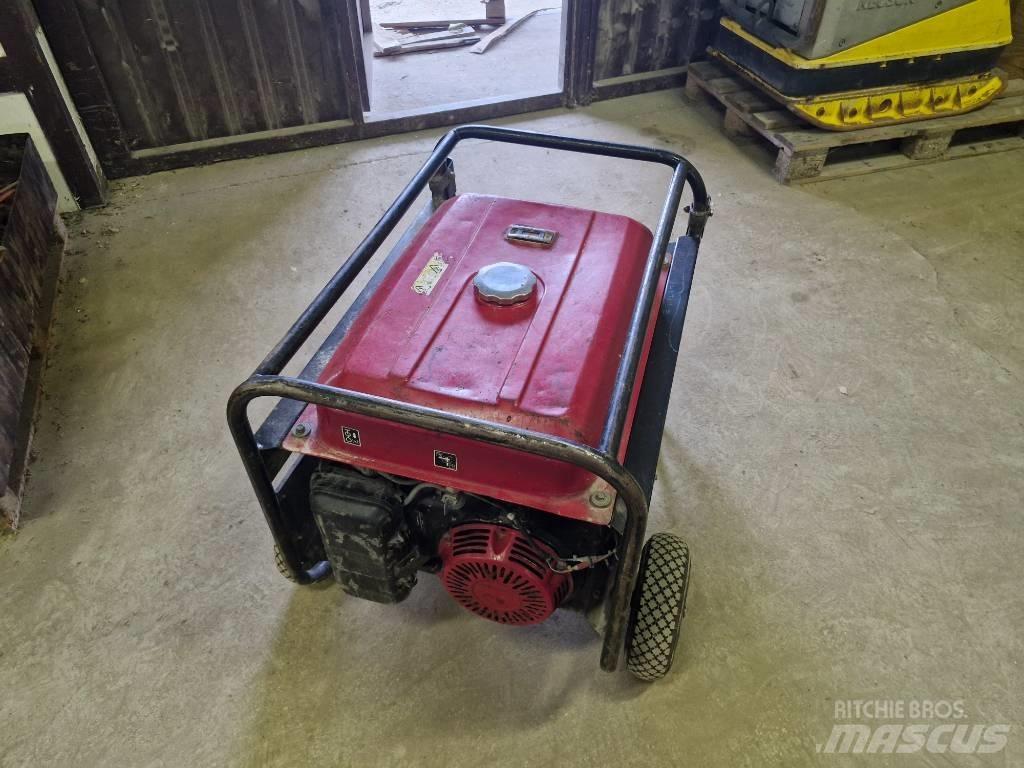 Honda ECMT7000F Benzin Generatoren