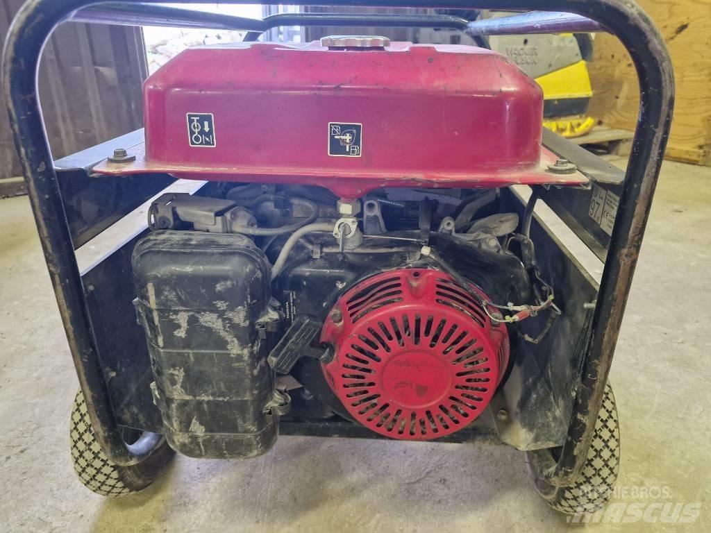 Honda ECMT7000F Benzin Generatoren