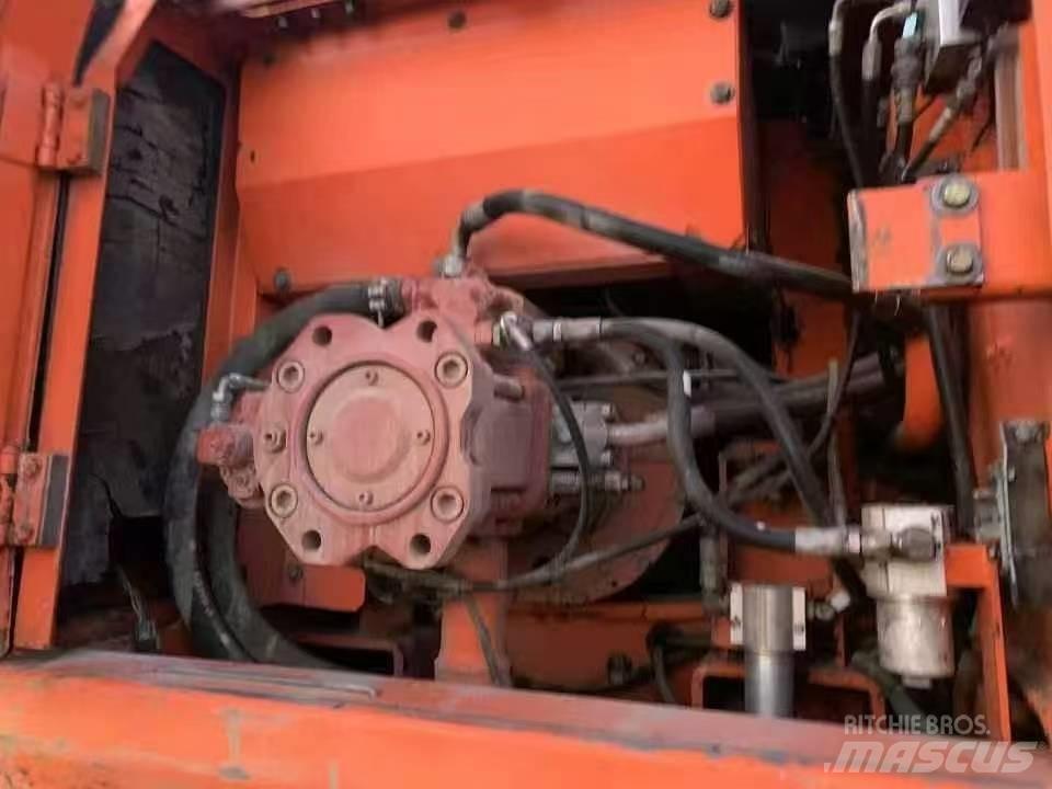 Doosan DH 210 W Mobilbagger