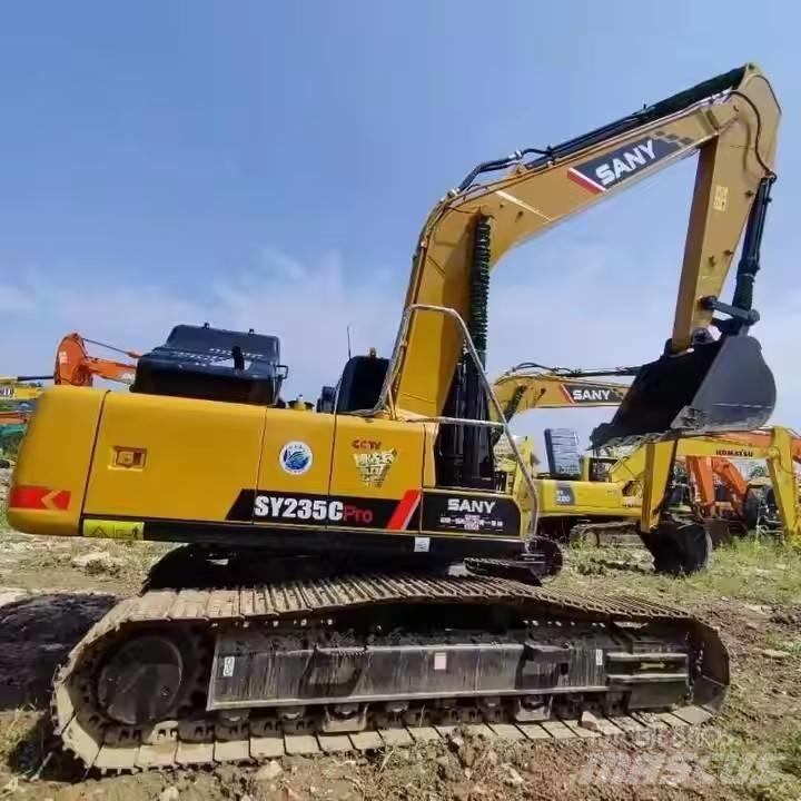 Sany SY235C Raupenbagger
