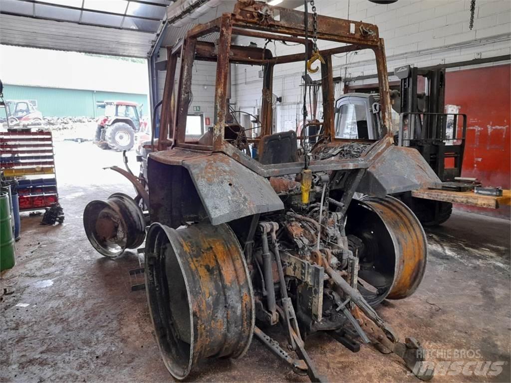 Ford 8240 Traktoren