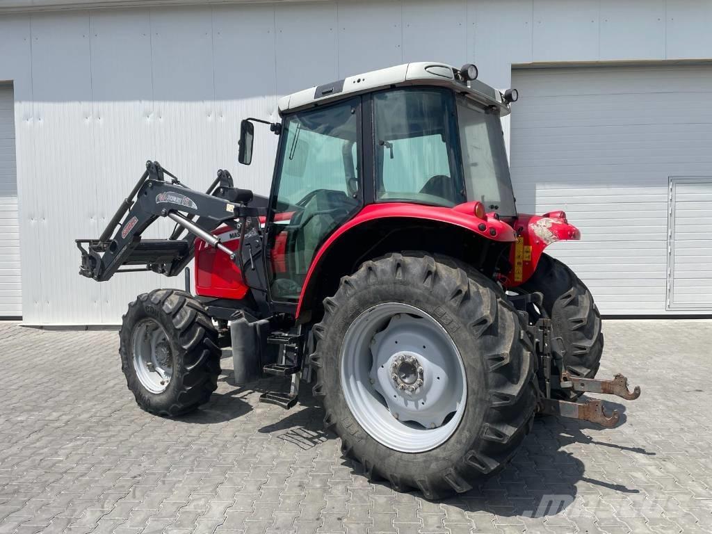 Massey Ferguson 5435 Traktoren