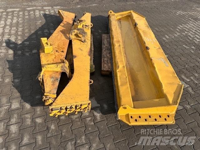 CAT 730 KLAPA Dumper - Knickgelenk