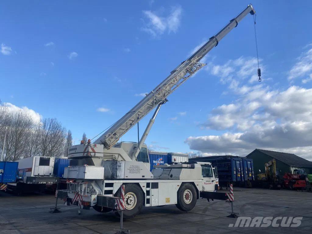 Liebherr LTM1030 All-Terrain-Krane