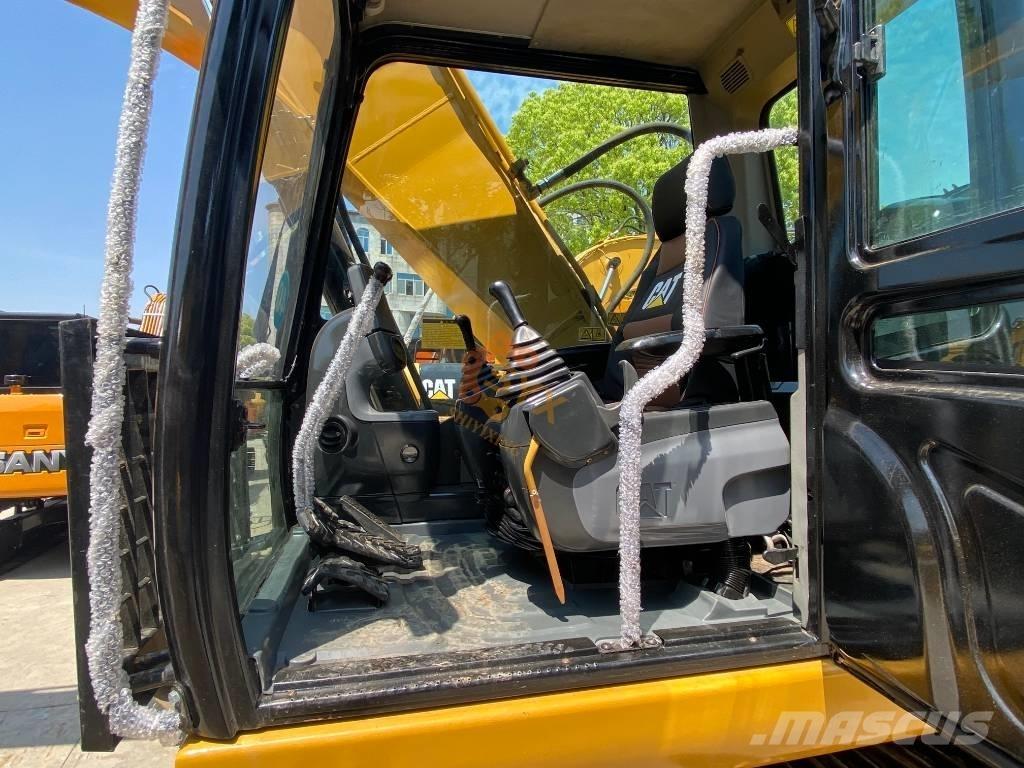 CAT CAT320 D2 Raupenbagger