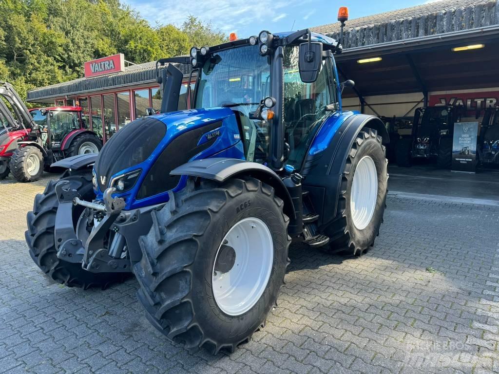 Valtra N 174 A Traktoren