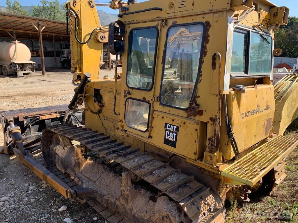 CAT D5B Bulldozer