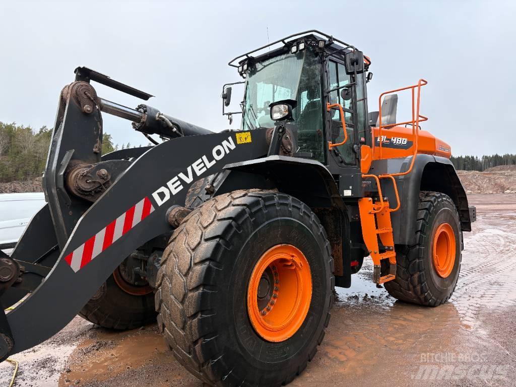 Develon DL480-7 Radlader