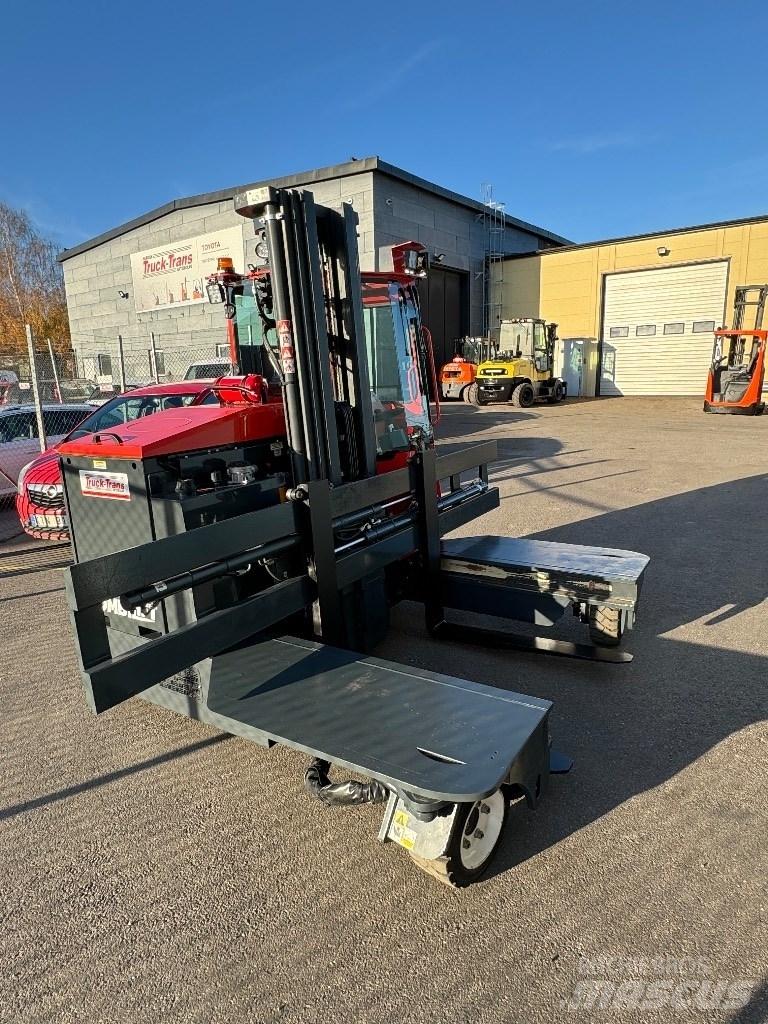 Combilift C3000ET Vierwegestapler